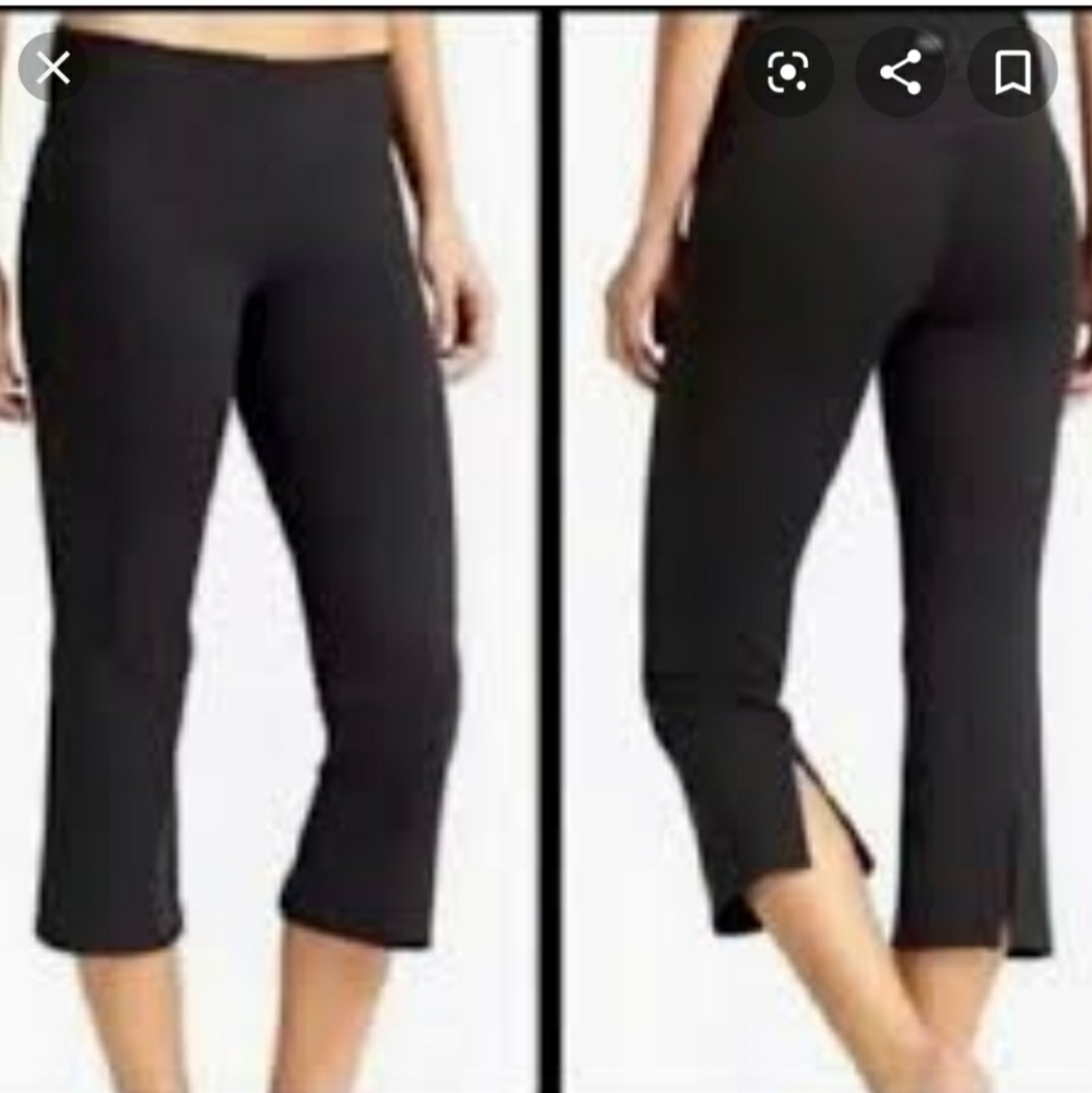 Athleta flare yoga capri pants (XS)